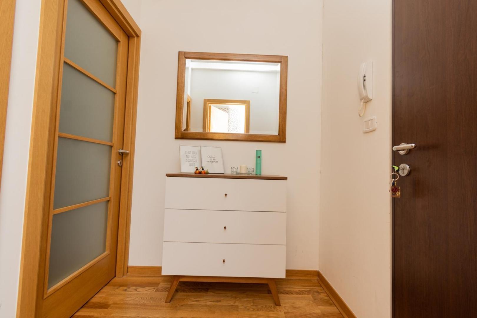 Lux City Apartment With Parking Podgorica Esterno foto