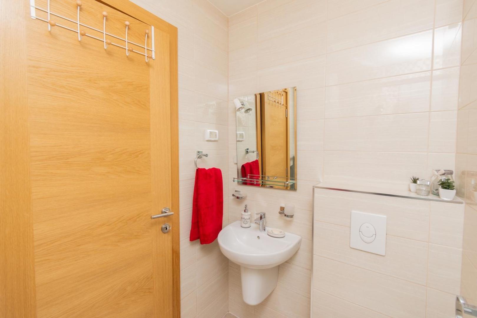Lux City Apartment With Parking Podgorica Esterno foto